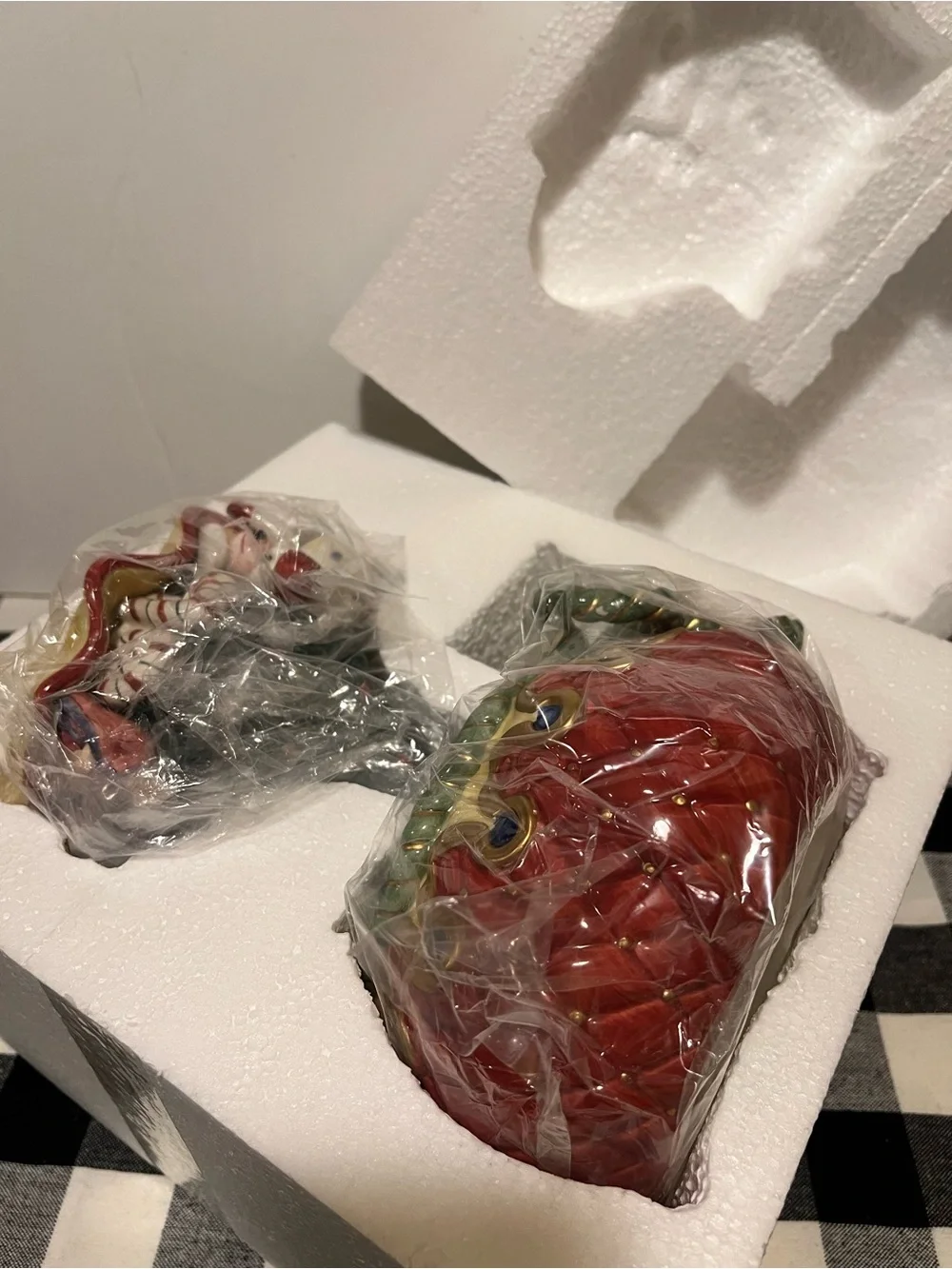 NWT FITZ & FLOYD CHRISTMAS COURT TOY BAG CANDY JAR.